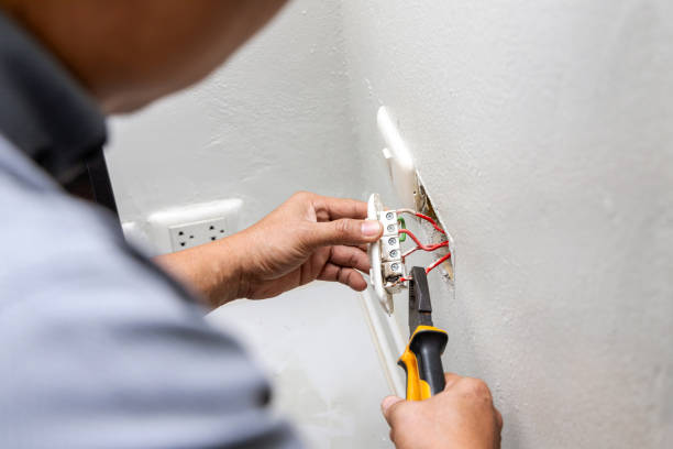 Best Electrical Outlet Repair  in Bolivar, OH